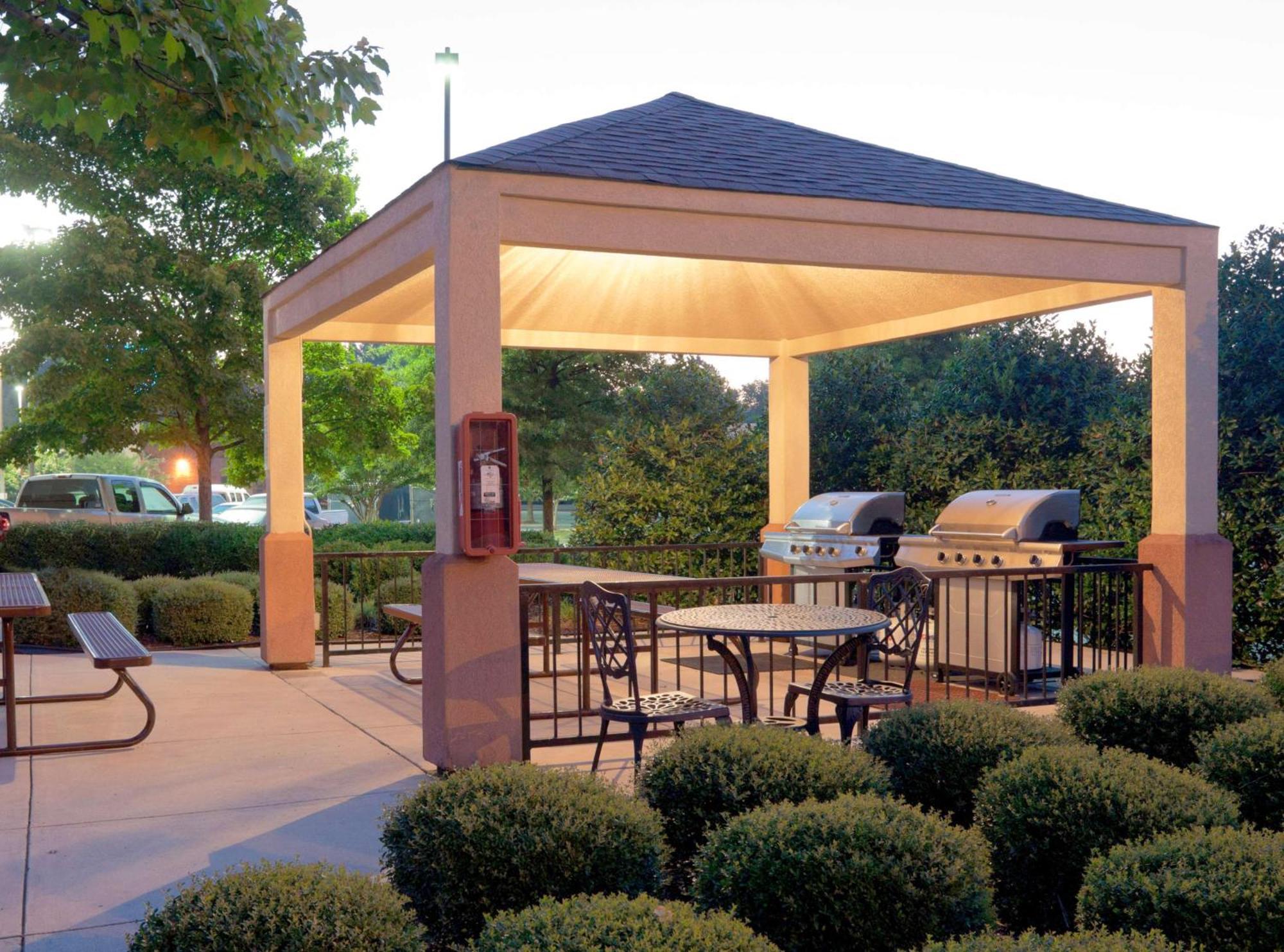 Sonesta Simply Suites Jacksonville Exterior foto